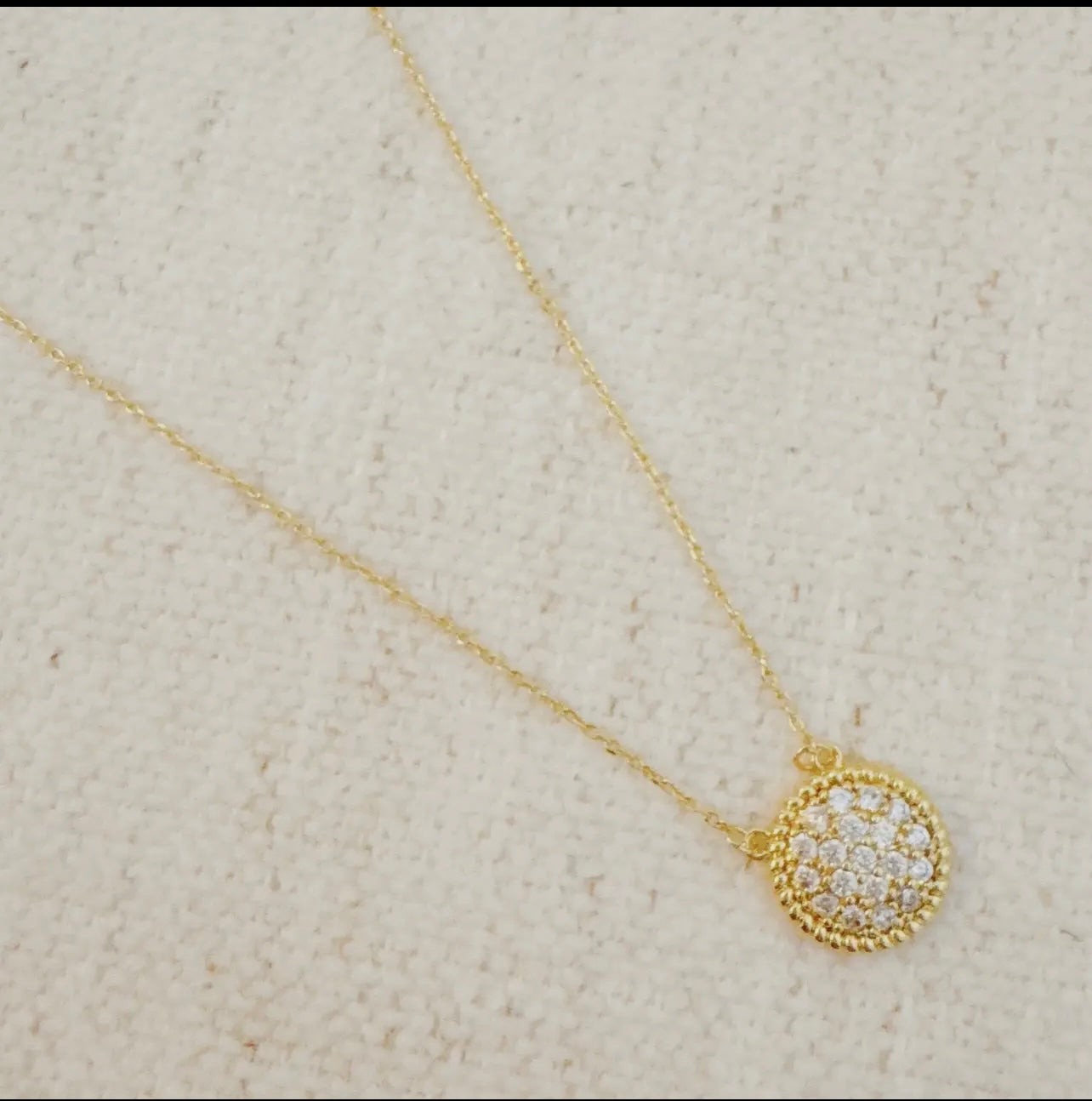 Inner circle luxe pendant