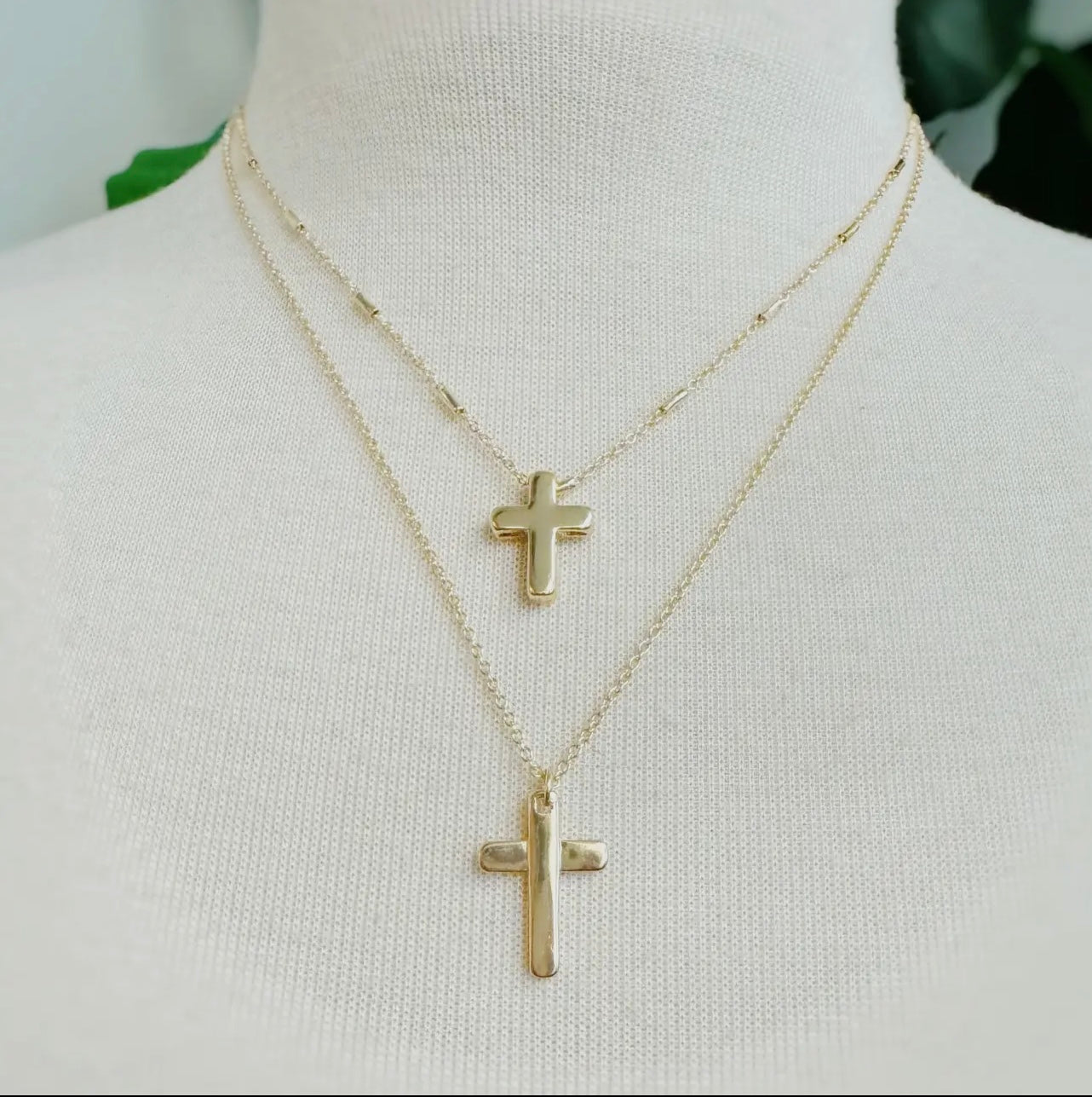Pretty Chain Cross Necklace Set of 2