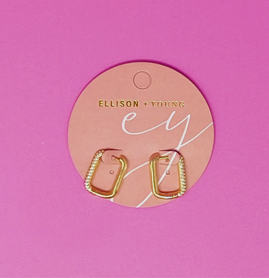 So chic hoop earrings