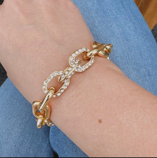 Chic and Sparkle Chain Bracelet